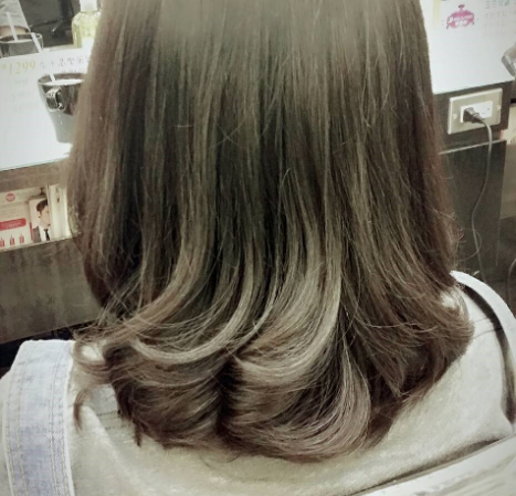 日式威廉_女_髮型設計_中短捲髮_日韓流行髮型_2017流行髮型