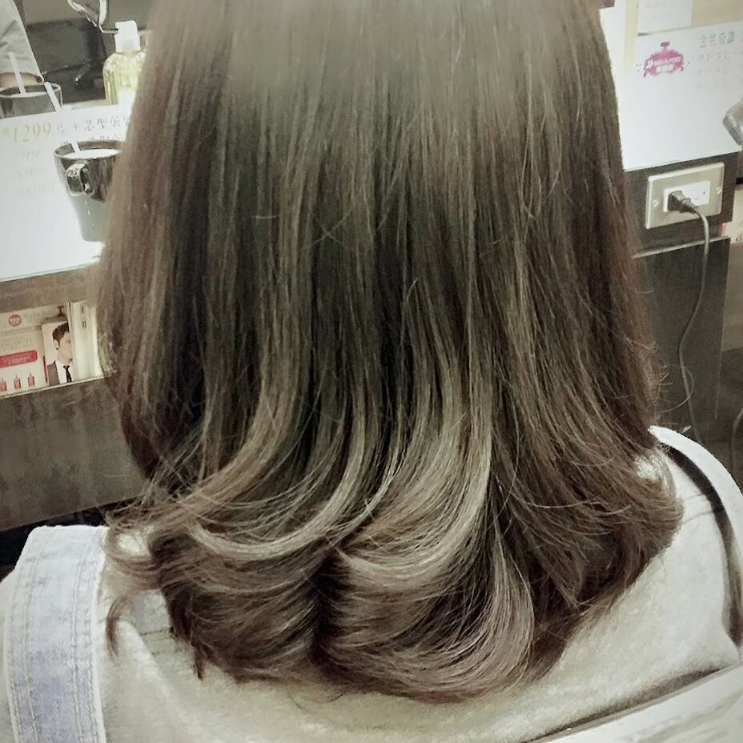 日式威廉_女_髮型設計_中短捲髮_日韓流行髮型_2017流行髮型