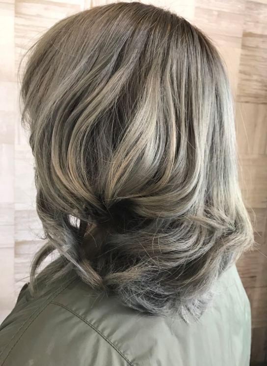 日式威廉_女_髮型設計_中長灰色系染髮_日韓流行髮型_2017流行髮型